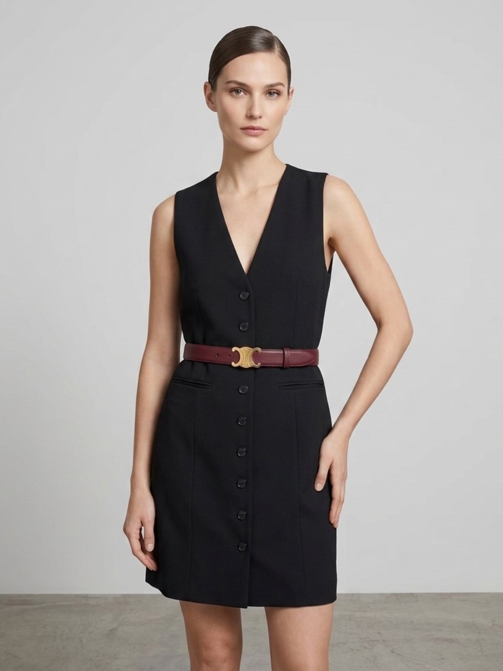Black V-Neck Sleeveless Vest Dress - Medium